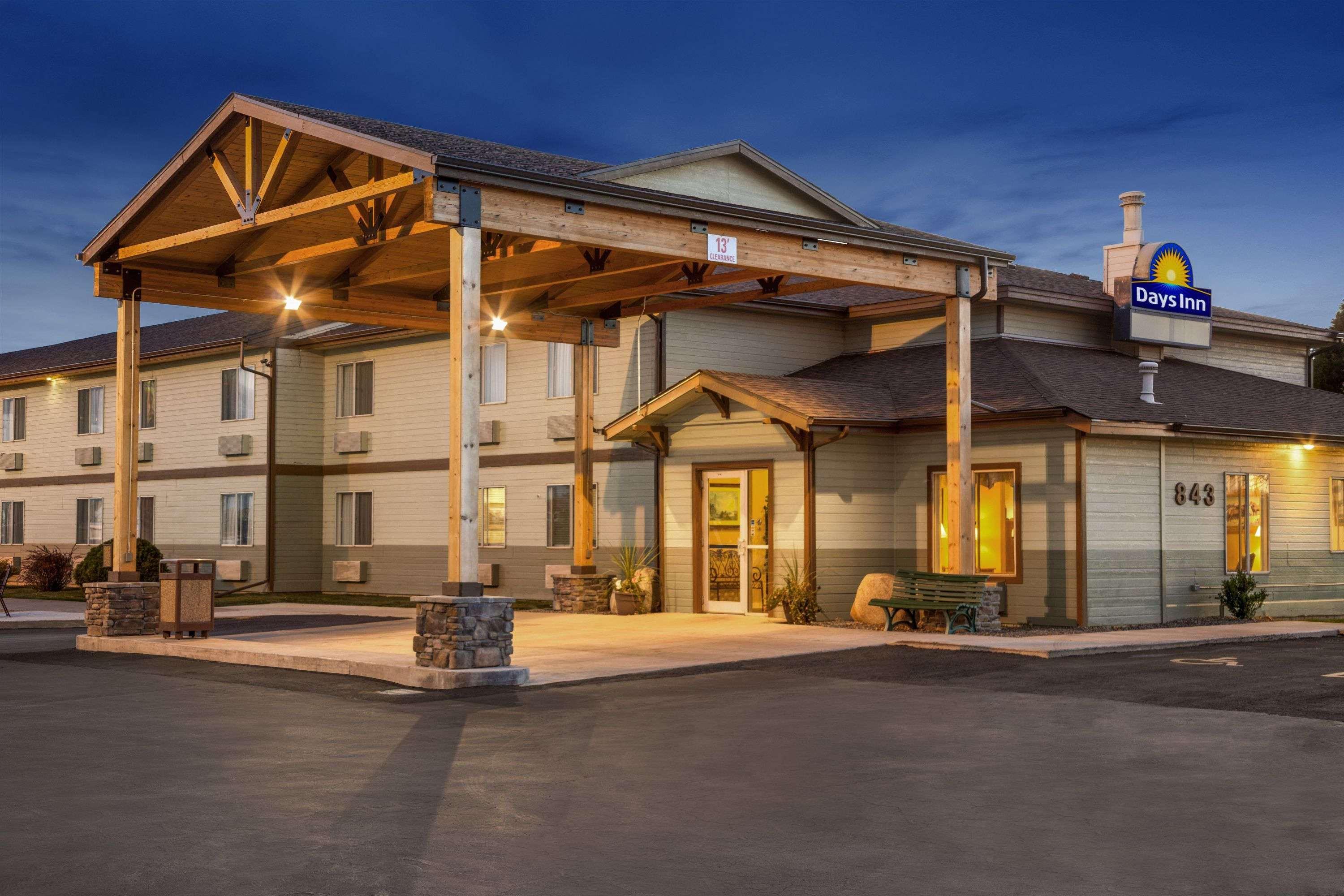 Days Inn By Wyndham Billings Exterior foto