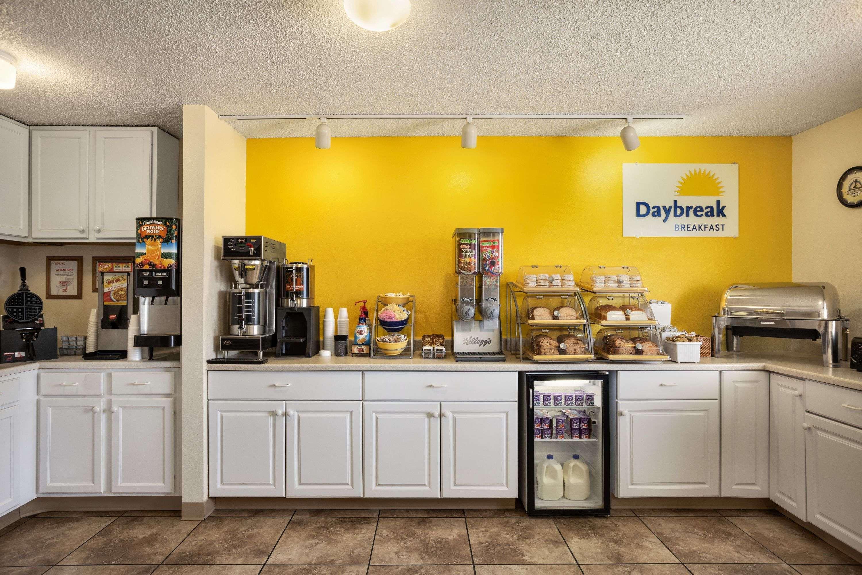 Days Inn By Wyndham Billings Exterior foto